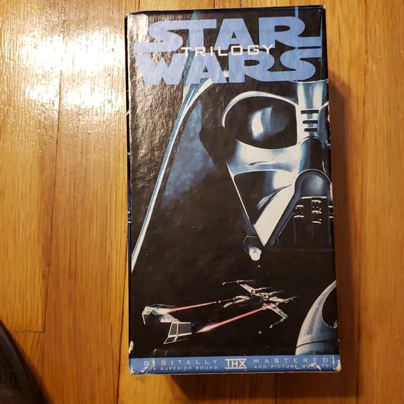 VHS Star Wars Trilogy box set - Picture 2 of 4